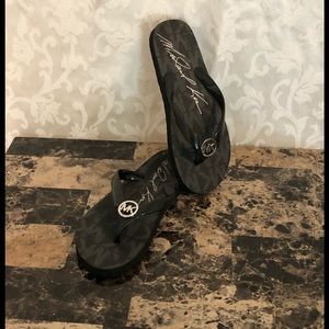 Ladies sandals (MK Flip Flops)